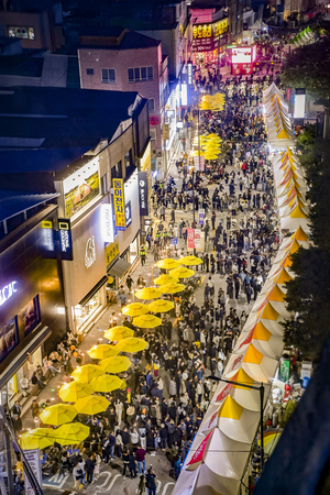 원주만두축제…‘긴 줄’ 너머를 볼 때다