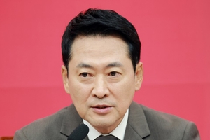‘중·수·청’ 상승세 꺾인 국힘…대여공세 수위 딜레마