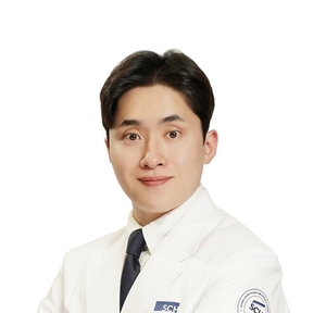 [전문의 칼럼] 손목이 저려서 밤잠까지 설친다면…‘손목터널증후군’ 의심을
