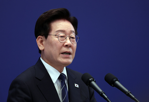 [속보] 李대통령 “북미관계 진전에 韓 역할 있어…패싱 우려 안해도 돼”