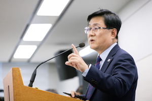 김성환 환경장관 “내년 재생에너지 10GW 이상 늘어날 것…제도적 기반 충분”