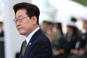 ‘김지용에 갇힌’ 李 정면돌파 나서나