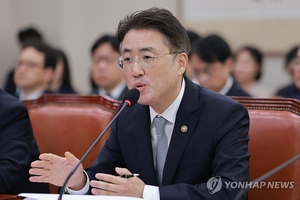 [2026 국감] 이화영 가석방 요구에 법무부 “요건 안 돼…대통령실 요청도 없었다”