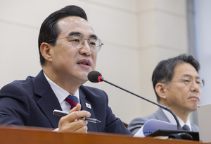 [2026 국감] “초과세수, 빚 갚아야” 지적에 박홍근 장관 “미래대응기금·성장 투자 더 중요”