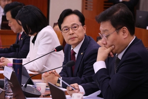 청주공항 외국인 입국객 두 배 늘었는데…지역 체류·소비는?