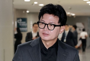 김종인 “한동훈 비판만으론 지도자 못돼…국민 공감 얻어야”