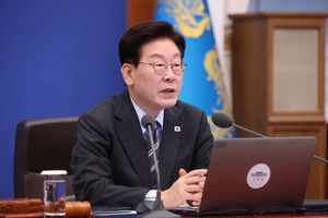 李대통령 여권 강경파 겨냥한 듯 “자기만 선명한 개혁 주체인 양”