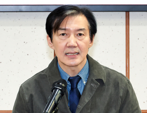 ‘스피커 출력’ 높이는 조국, 이재명·김민석 때리는 속내
