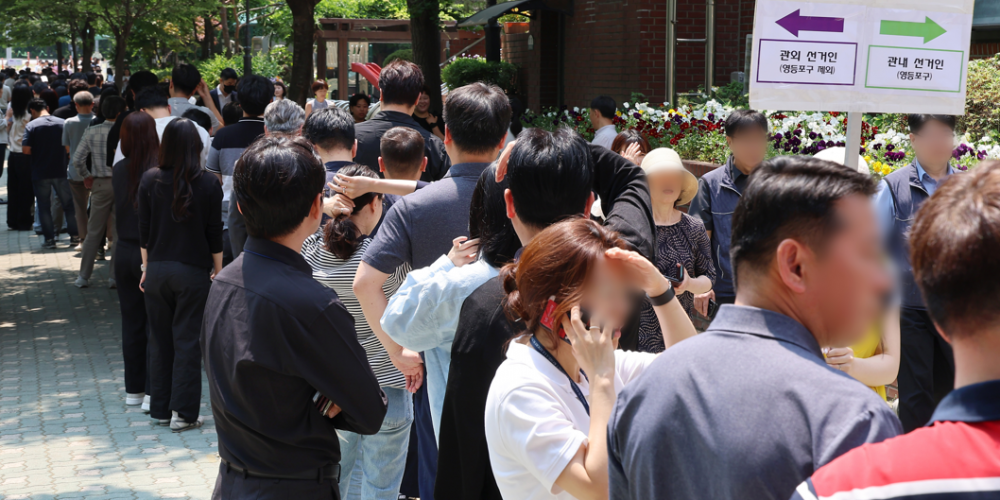 “이렇게 줄이 길 줄이야”… 직장인들 투표 러시