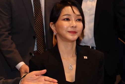 서희건설 “김건희에 ‘나토 목걸이’ 줬다” 자수