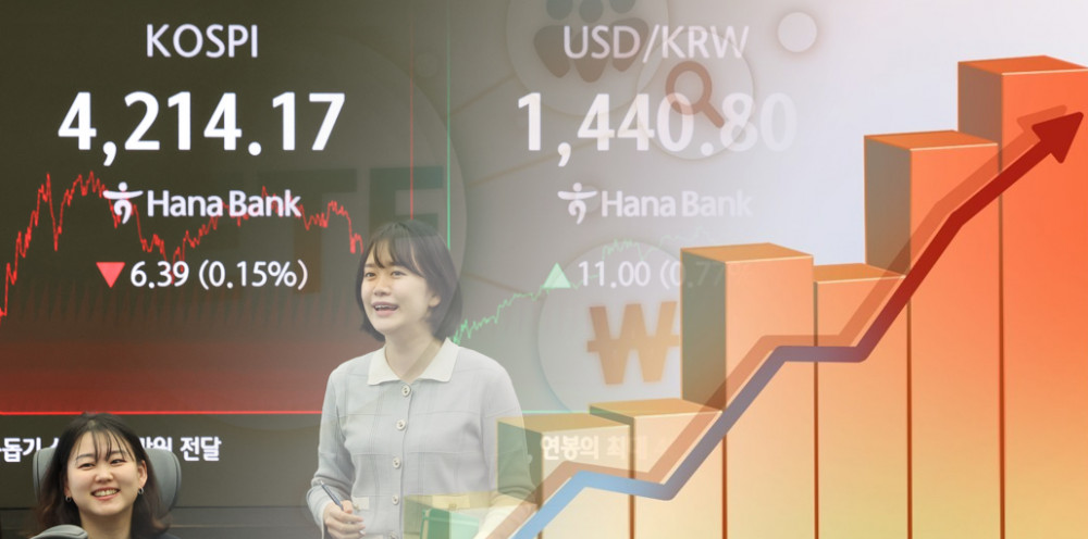 ETF 300조시대 ‘성큼’...K방산·원자력 수익률170% 돌풍