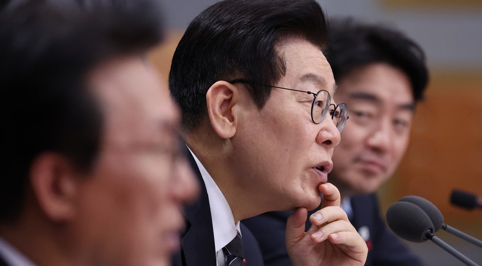 李 “부패한 금융 이너서클, 자기들끼리 지배권행사 안돼”