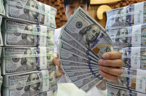 [이슈+] 수급 불균형이 만든 고환율, 꺾일 수 있을까