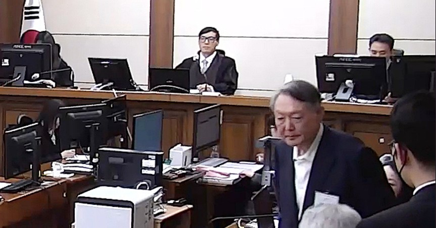 尹 체포방해 1심 징역 5년…“일신 위해 경호처 사병화”