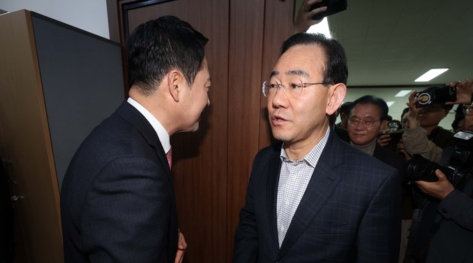 TK 철옹성 흔드는 ‘장동혁 vs 주호영’...국힘 내홍 고조