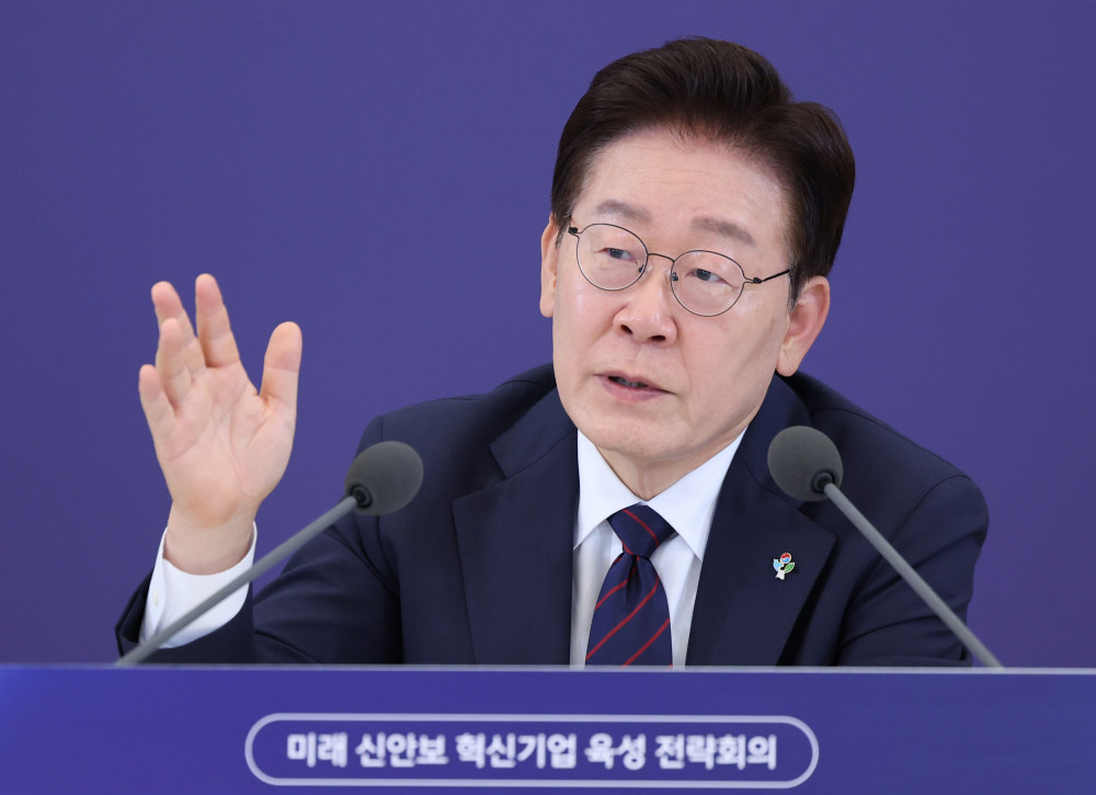 수도권 일극 깬다…李, 첨단산업 지도 다시 그린다