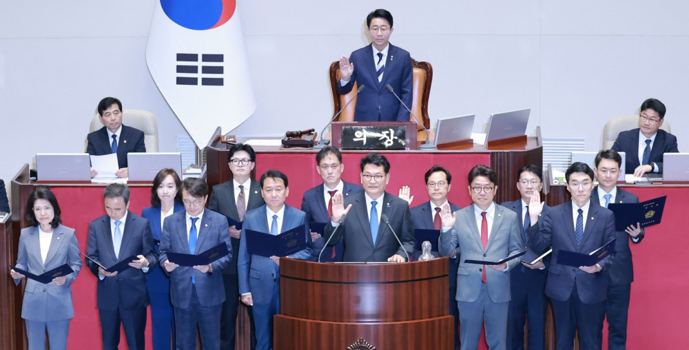 금배지 단 ‘李의 사람들’…친정체제 여당 주도권 굳힌다