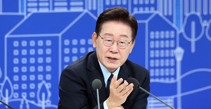 “집값 잡기 아닌 시장 정상화 목표”…李  ‘부동산 정책’ 윤곽