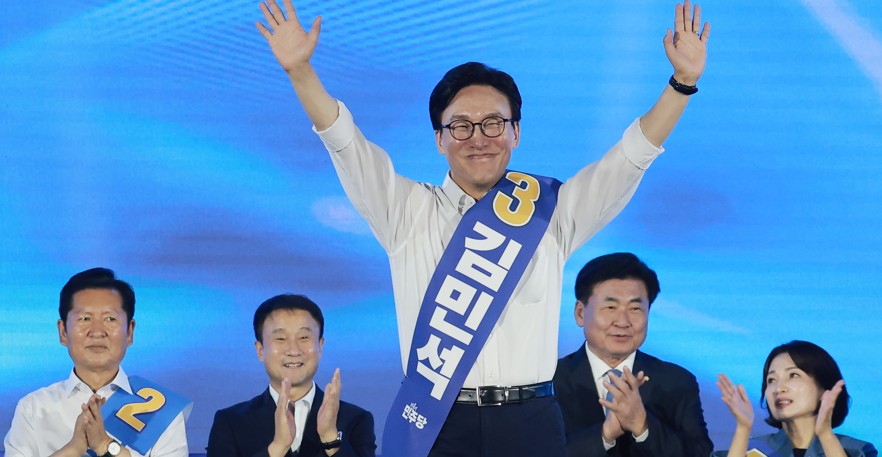 김민석, 수도권서도 웃었다…정청래에 0.38%p 신승