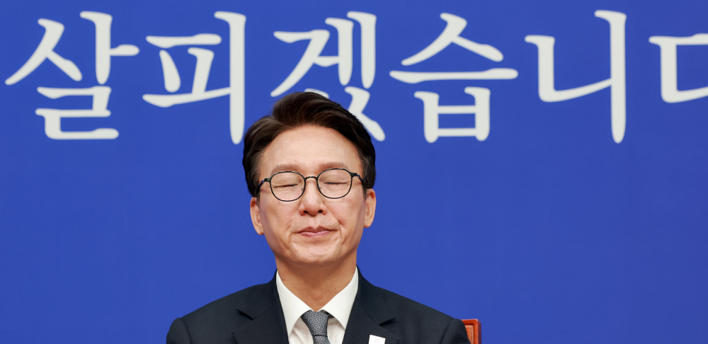 “지지율 10%p 올리겠다”던 김민석 앞에 놓인 ‘암초들’